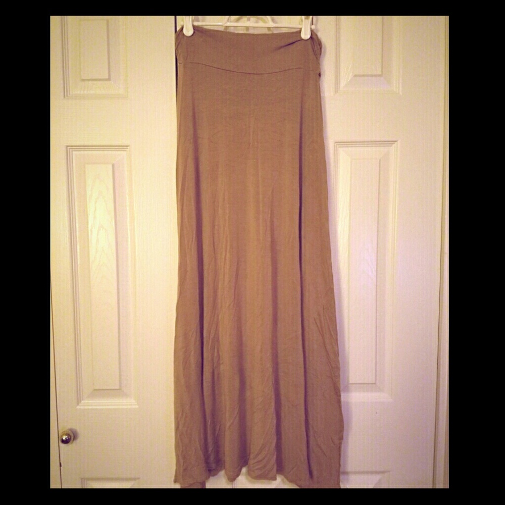Long Maxi Beige Skirt