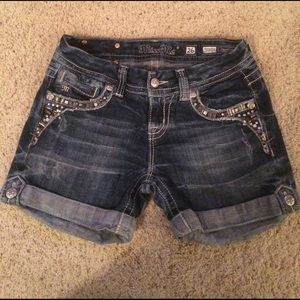 Miss me Levi shorts