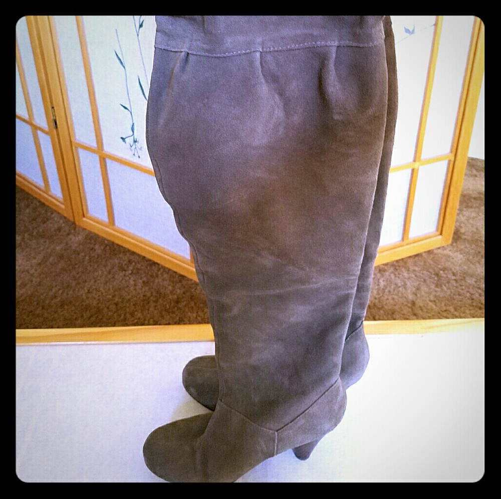 Gorgeous "Restricted" suede over the knee boots!