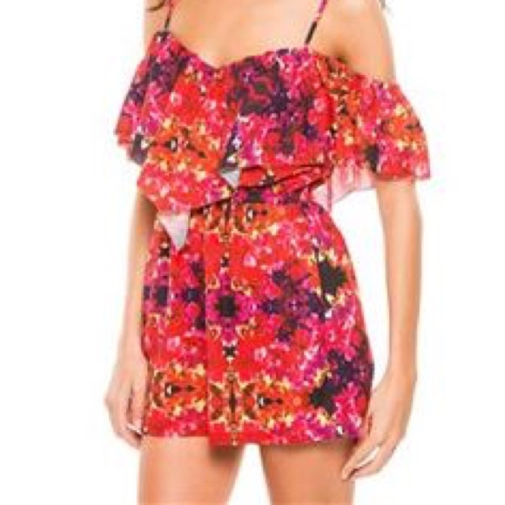 Brand new without tags 6 Shoreroad Romper Size S