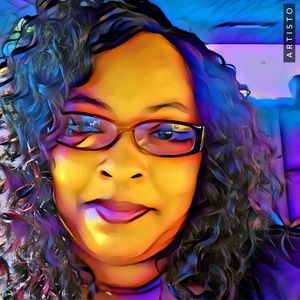 Meet your Posher, Latonya