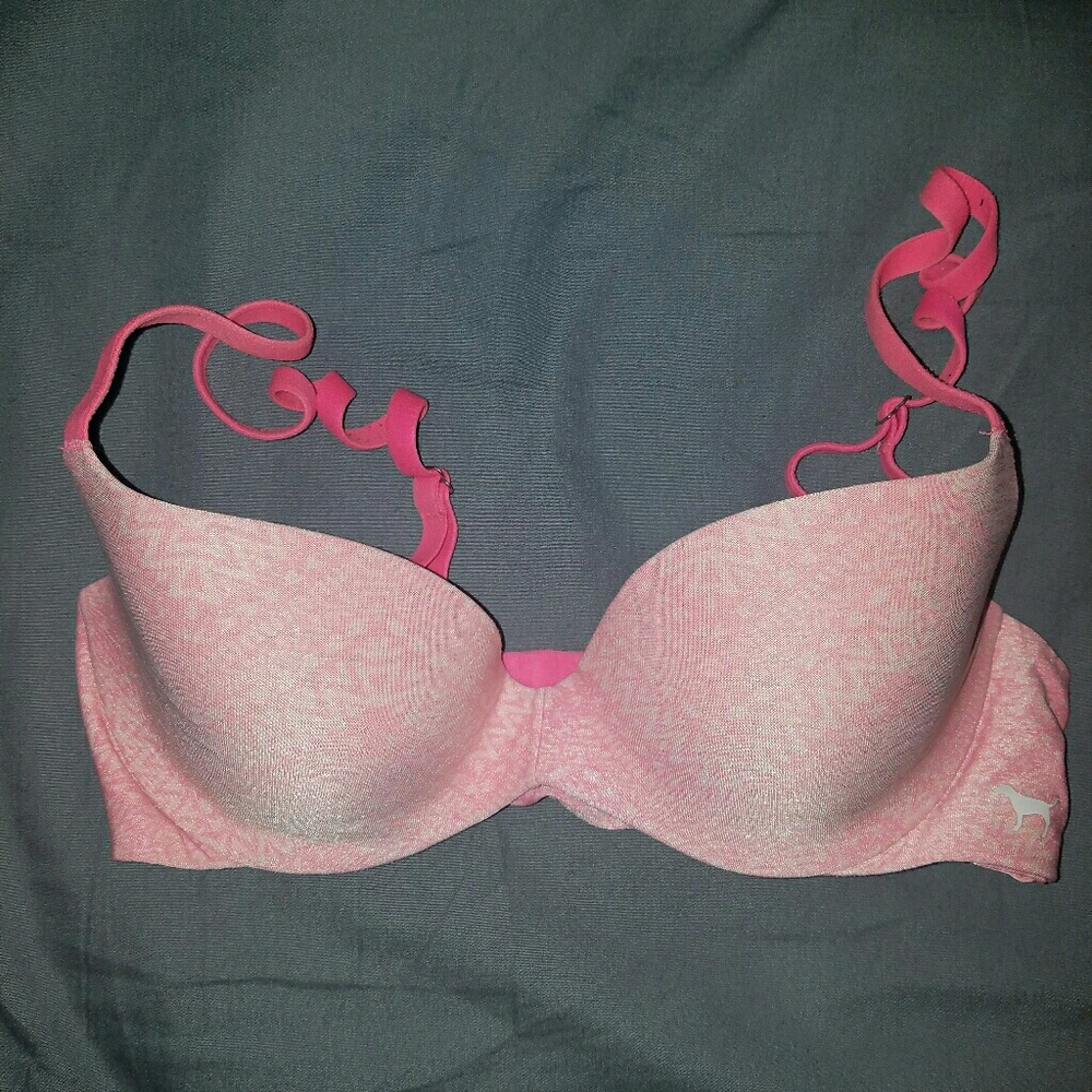 PINK lightly lined push up bra 32A