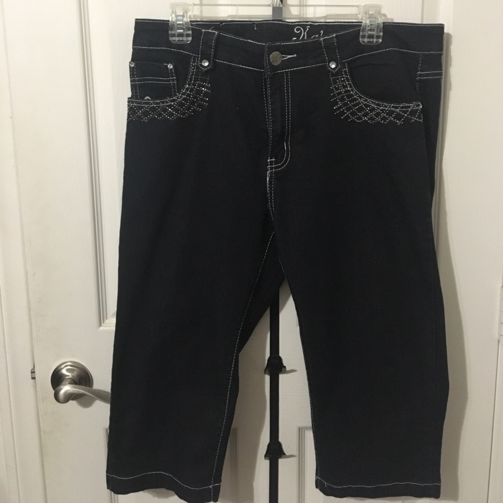 Beautiful plus size 18 capris and size 17/18 short