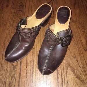 Brand new Frye Woven Clogs