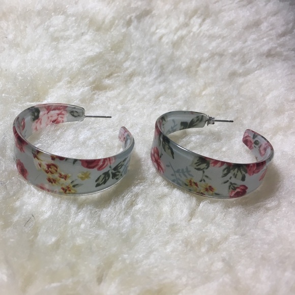 Earrings (8 different pairs included!!) - Picture 5 of 8