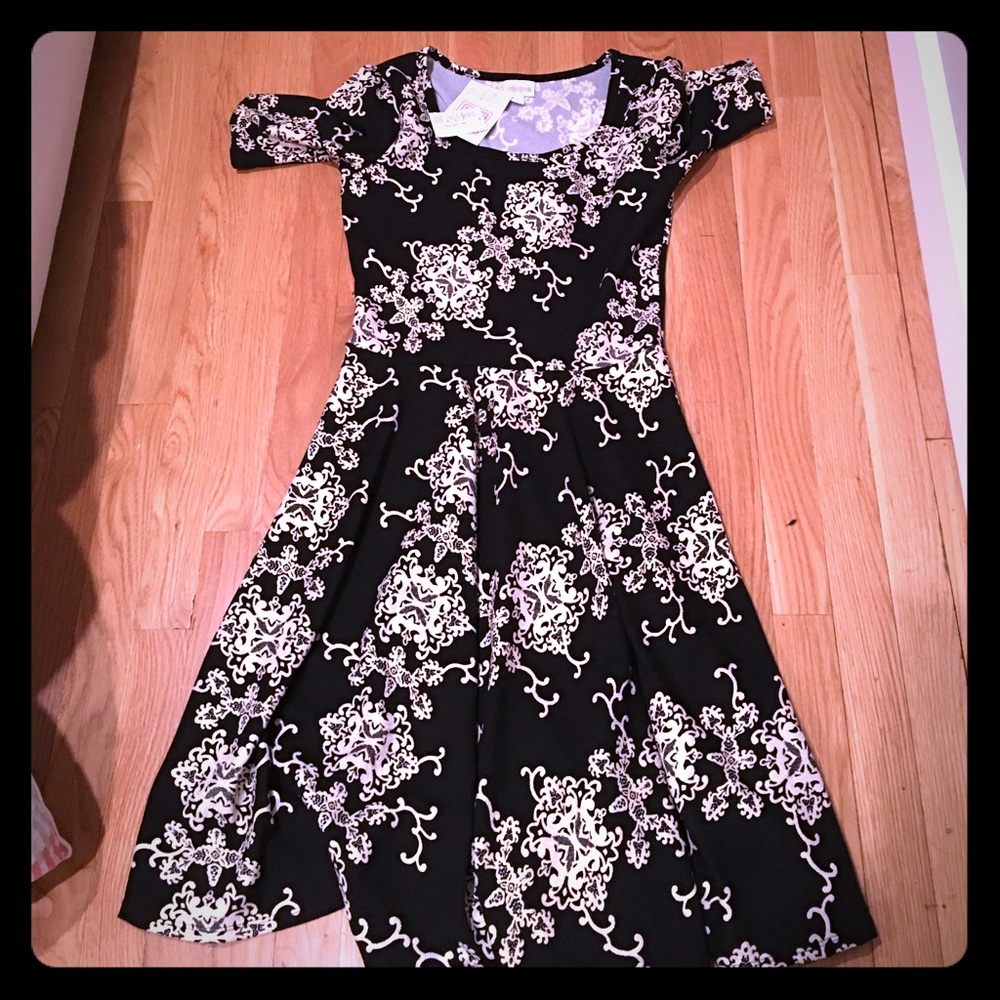 Lularoe Nicole dress