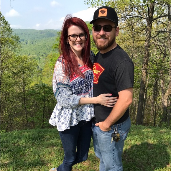 Meet your Posher, Carrie - Picture 2 of 2