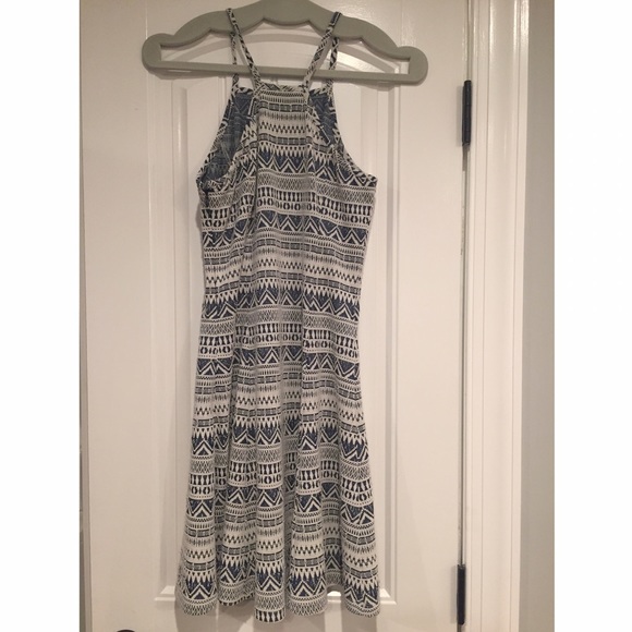 GUESS dress - Picture 2 of 3