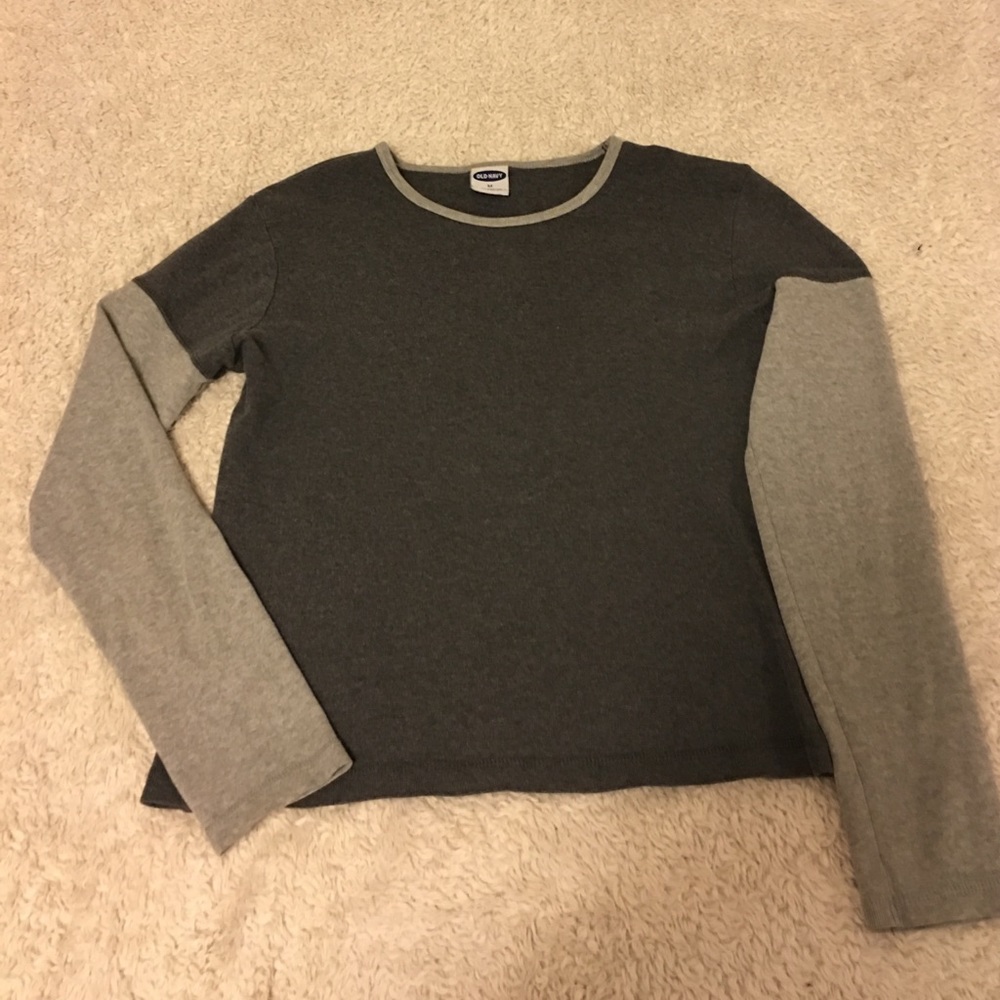 Old Navy Grey Sweater-like T-shirt