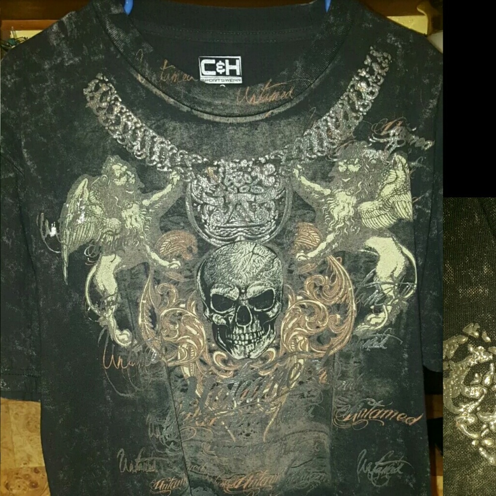 C+H sportswear distressed short sleeve Shirt