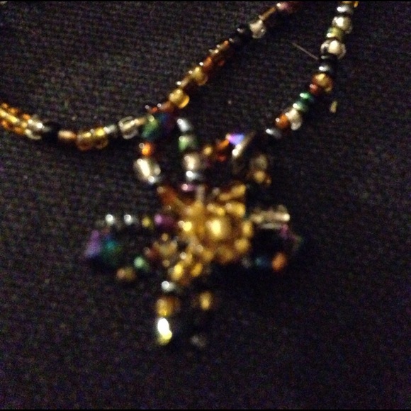 Necklace a lasolet w/flowers at end - Picture 2 of 2