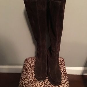 Aerosoles Gather Round suede boot