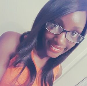 Meet your Posher, Kyndra