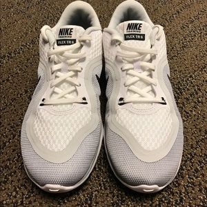 Nike training flex tr 6 tennis shoes