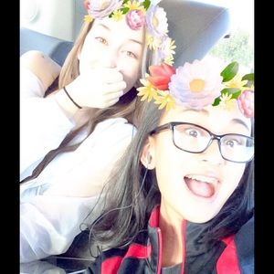 Meet your Posher, Stella