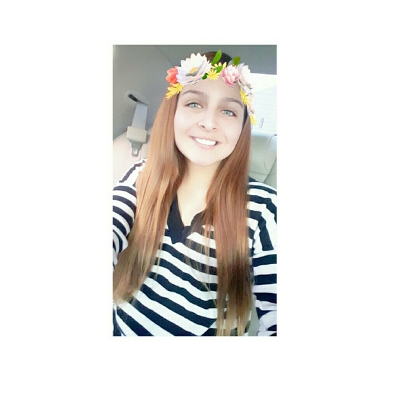 Meet your Posher, Angelina - Picture 1 of 1