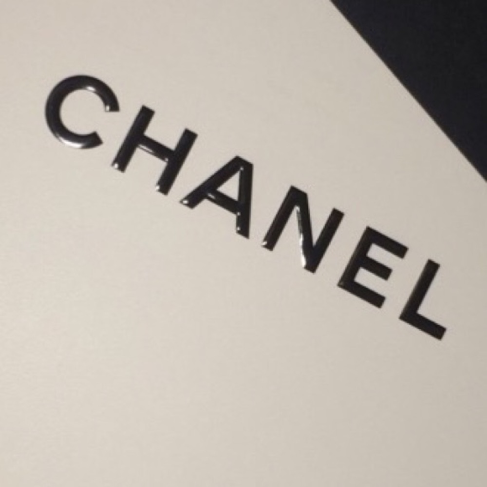 Meet your Posher, Vera