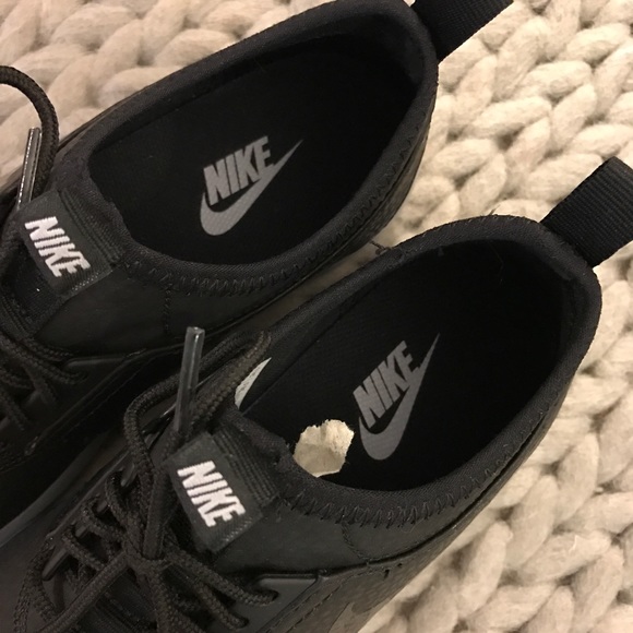 Nike Juvenate Premium Sneakers - Picture 5 of 6