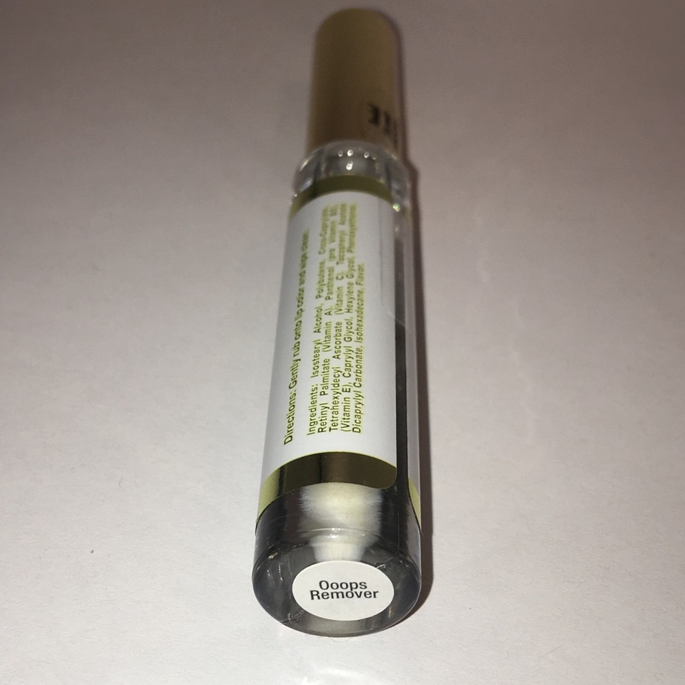 OOOPS REMOVER FOR 18 HOUR LIPSTICK LIPSENSE