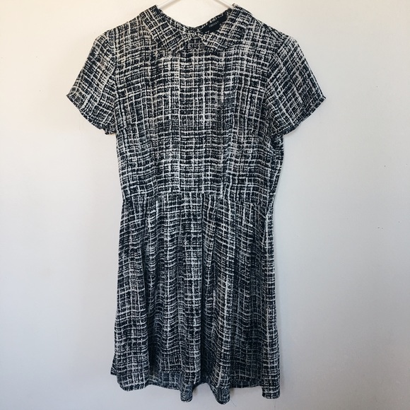 Collar Pattern Dress - Picture 1 of 4