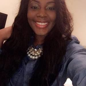 Meet your Posher, Kenisha