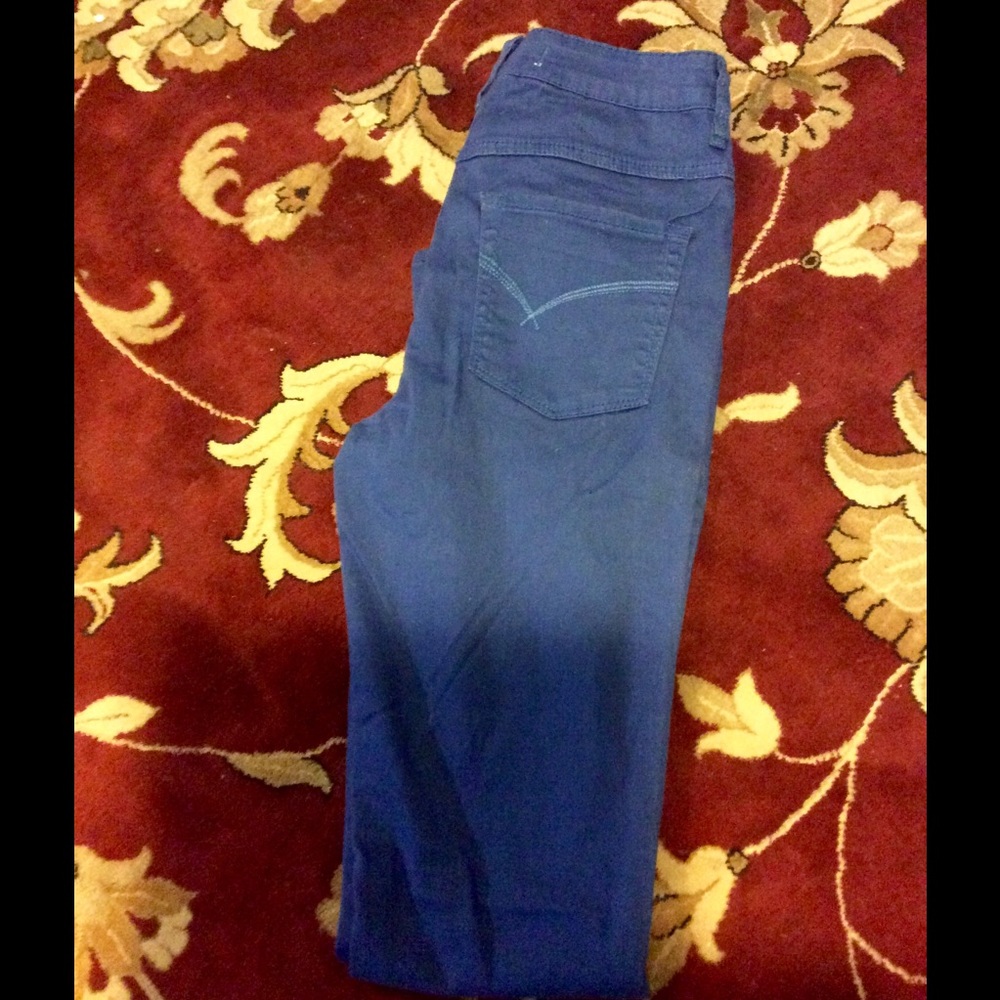 Blue Bullhead highrise jeans