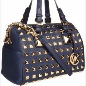 SOLD ON EBAYAuthentic Michael Kors medium Grayson