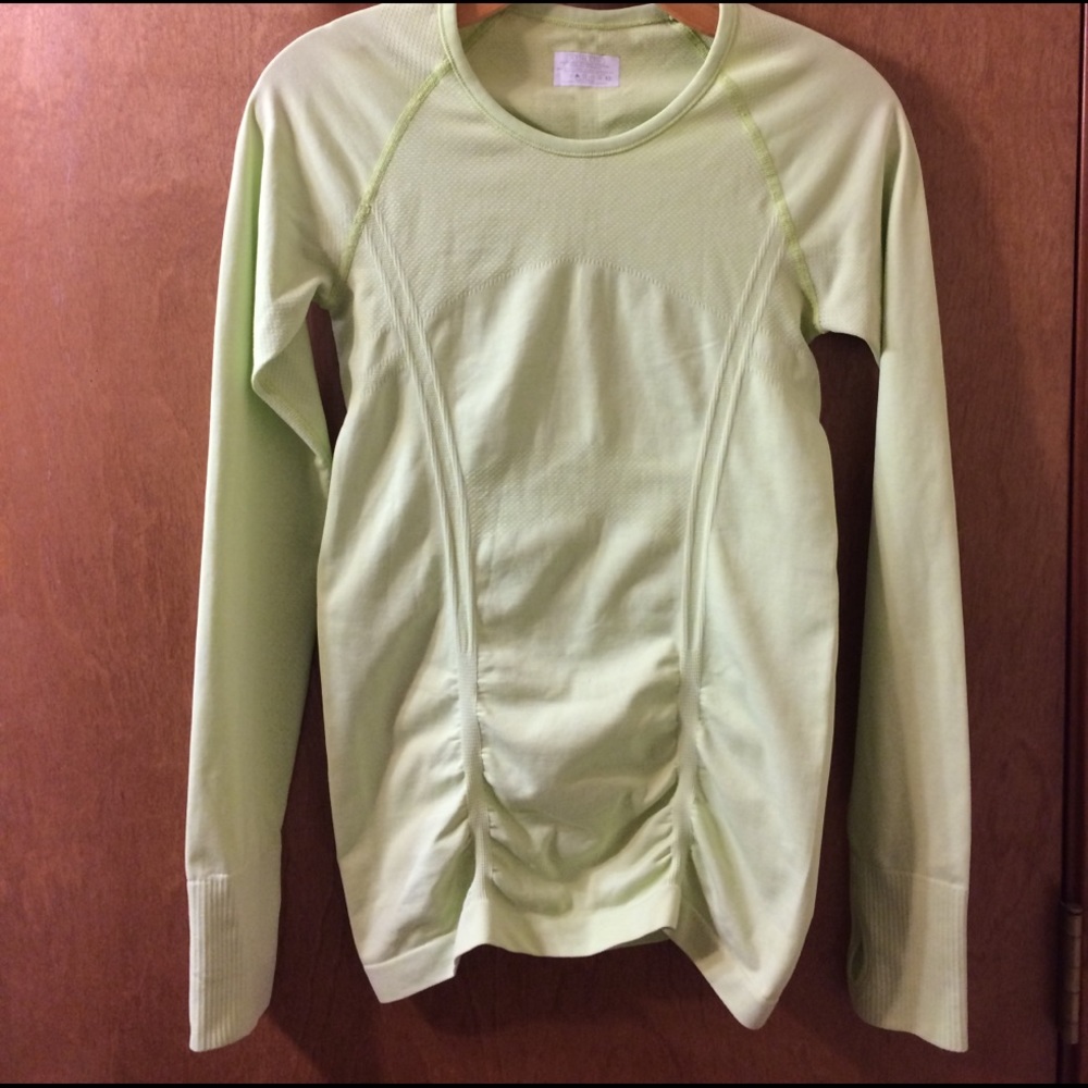 Athleta Fast Track Long Sleeve Top