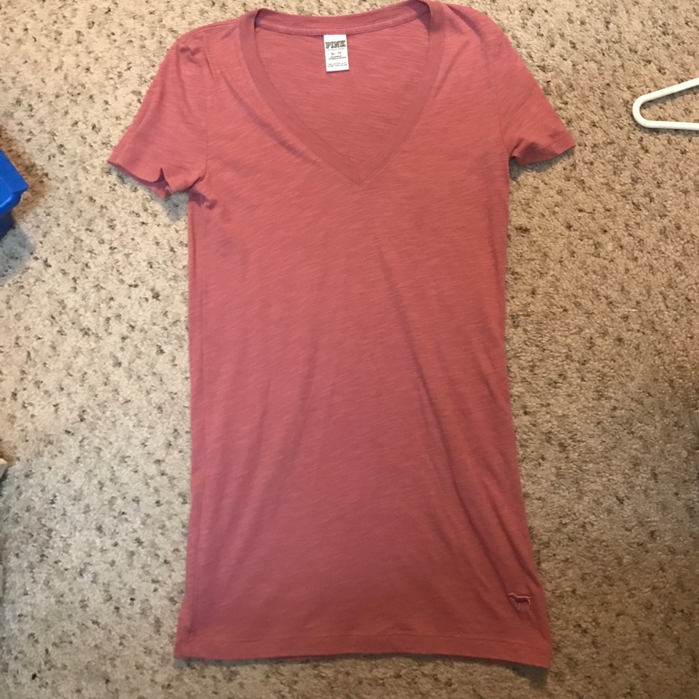 VS pink v neck