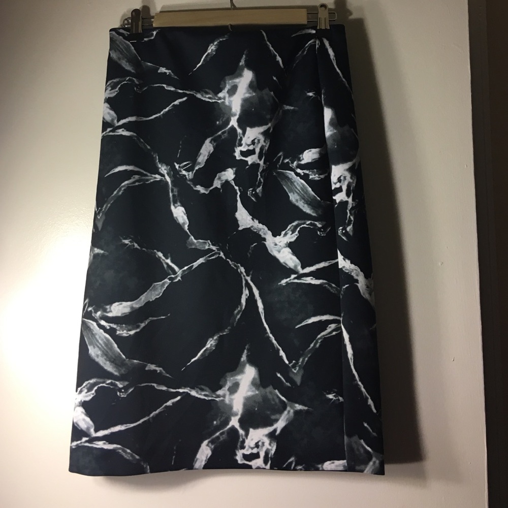 Black, white, and gray Pencil skirt