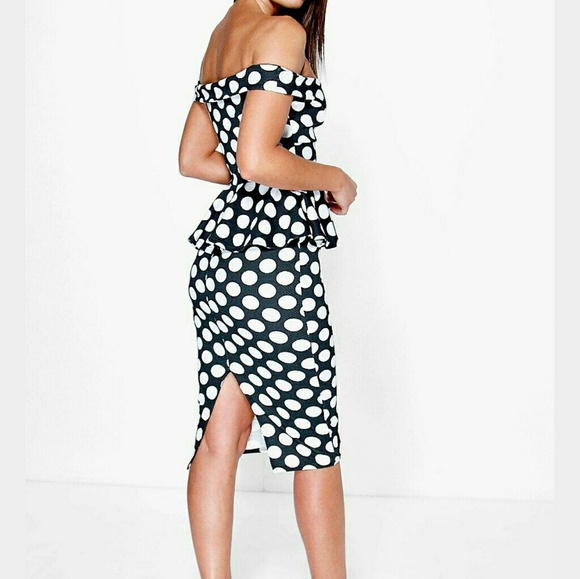 Boohoo Polka Dot Peplum Dress. - Picture 2 of 3