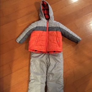 Snowsuit - size 5T