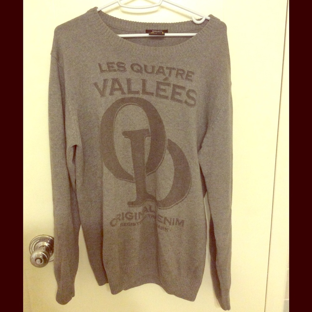 Grey Sweatshirt
