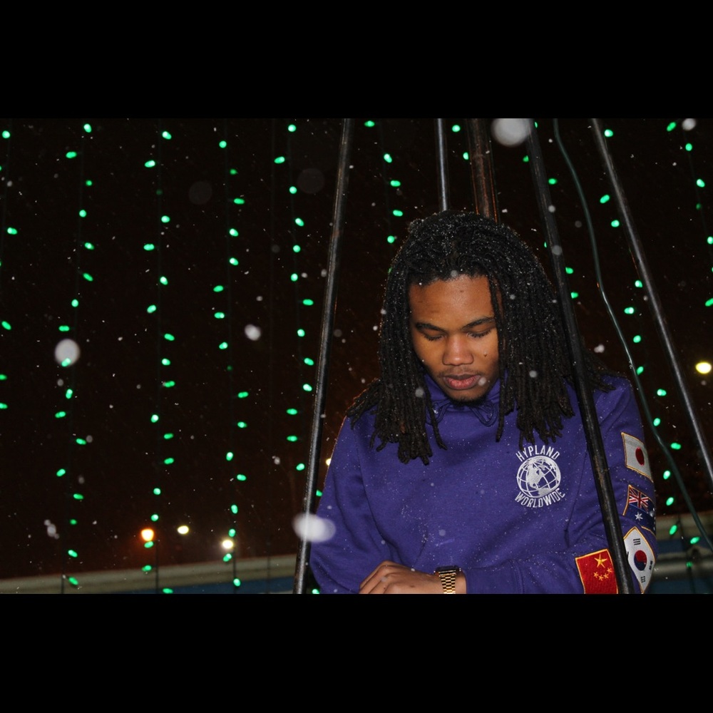 Meet your Posher, Nicholas