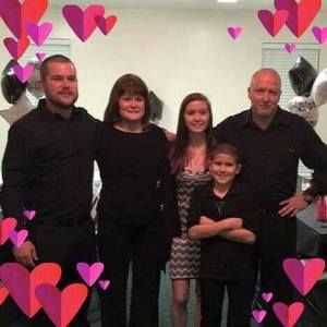 Meet your Posher, Dee