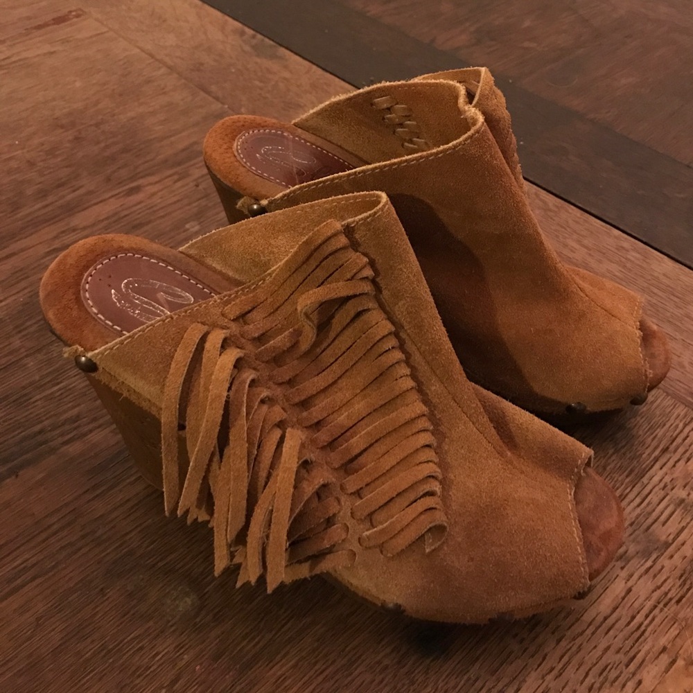 Sbicca vintage brown suede clog booties