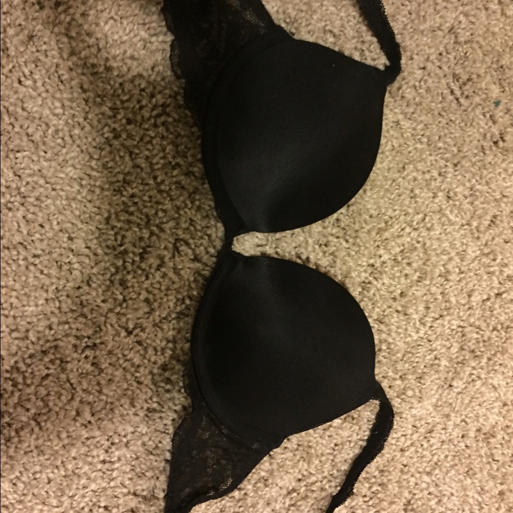 32A black Victoria Secret Pink push-up bra