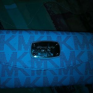 Micheal kors wallet