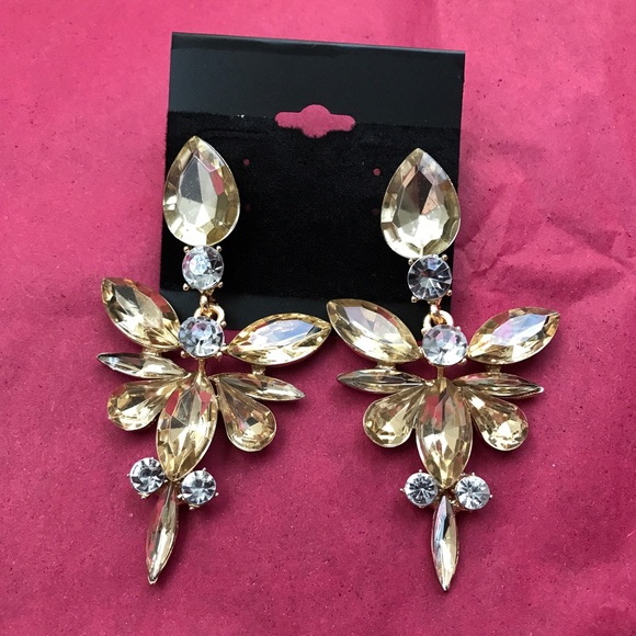 New Crystal Statement Earrings Beautiful - Picture 2 of 2