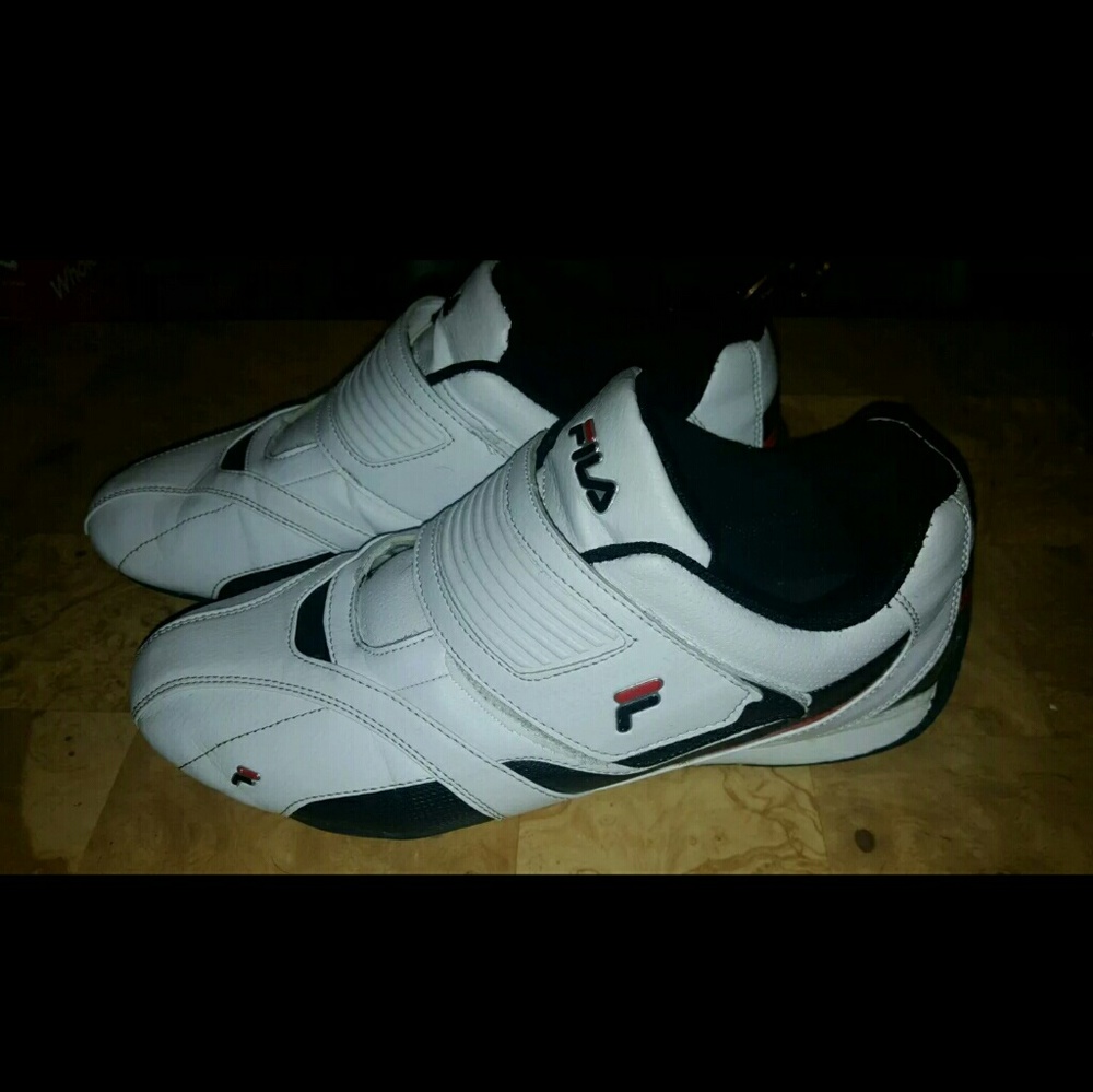 Men's Fila slip on no tie sneakers