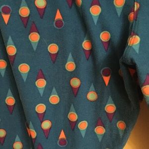 Lularoe tall and curvy leggings