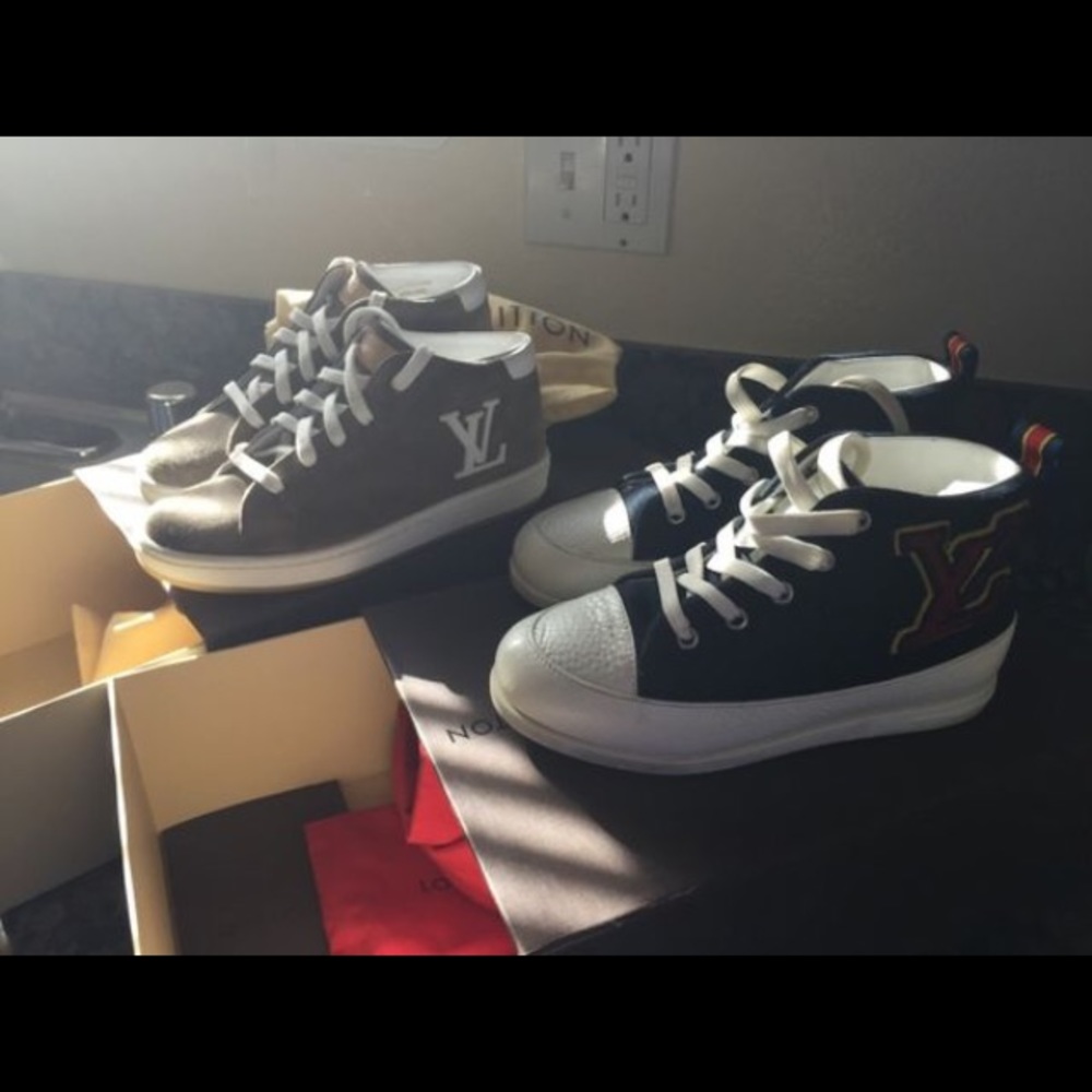Kids authentic LV shoes!! - Picture 1 of 5