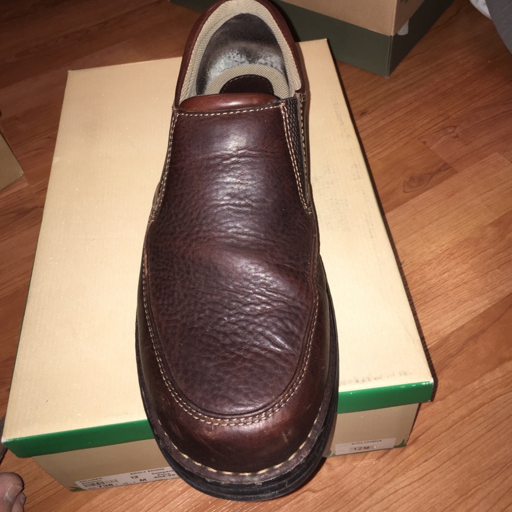 Never worn leather shoes, make an offer!