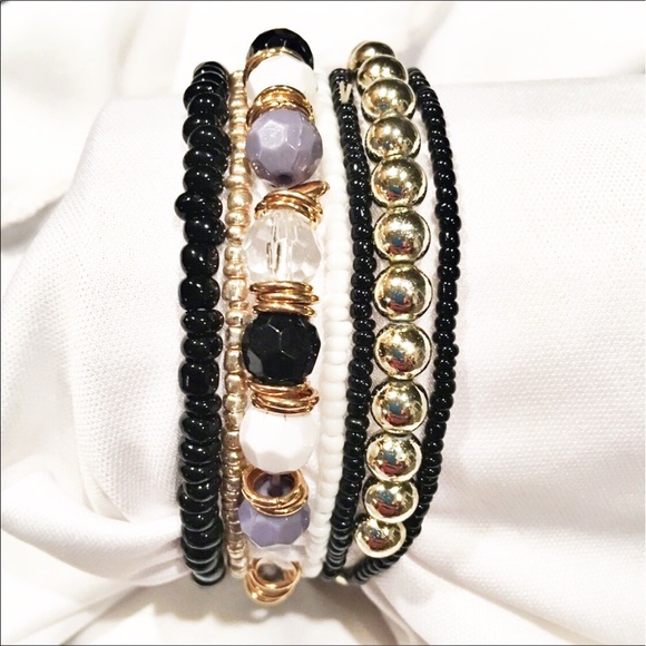Jewelry - Boho Style Black & Gold Stretchy Bracelet Set