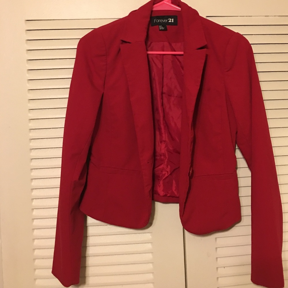 Red Blazer 😍