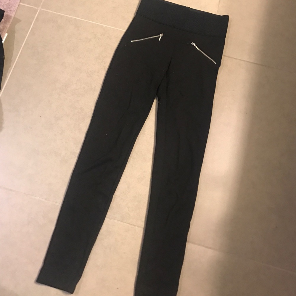 Black leggings with zippers