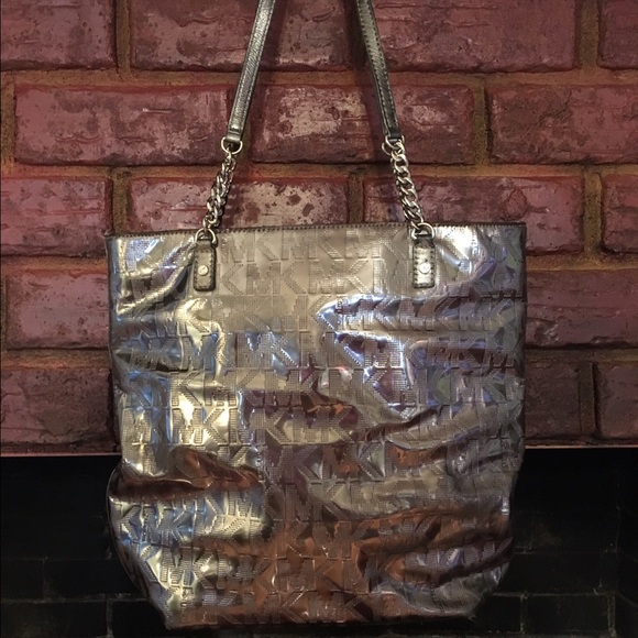 Michael Kors Purse - Picture 1 of 3