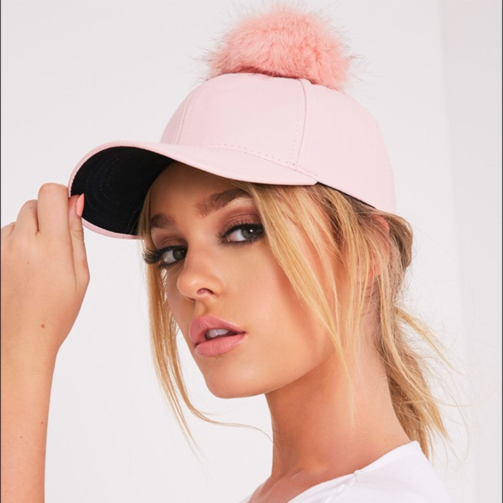 Cute Pompon pink cap 🌸🍭