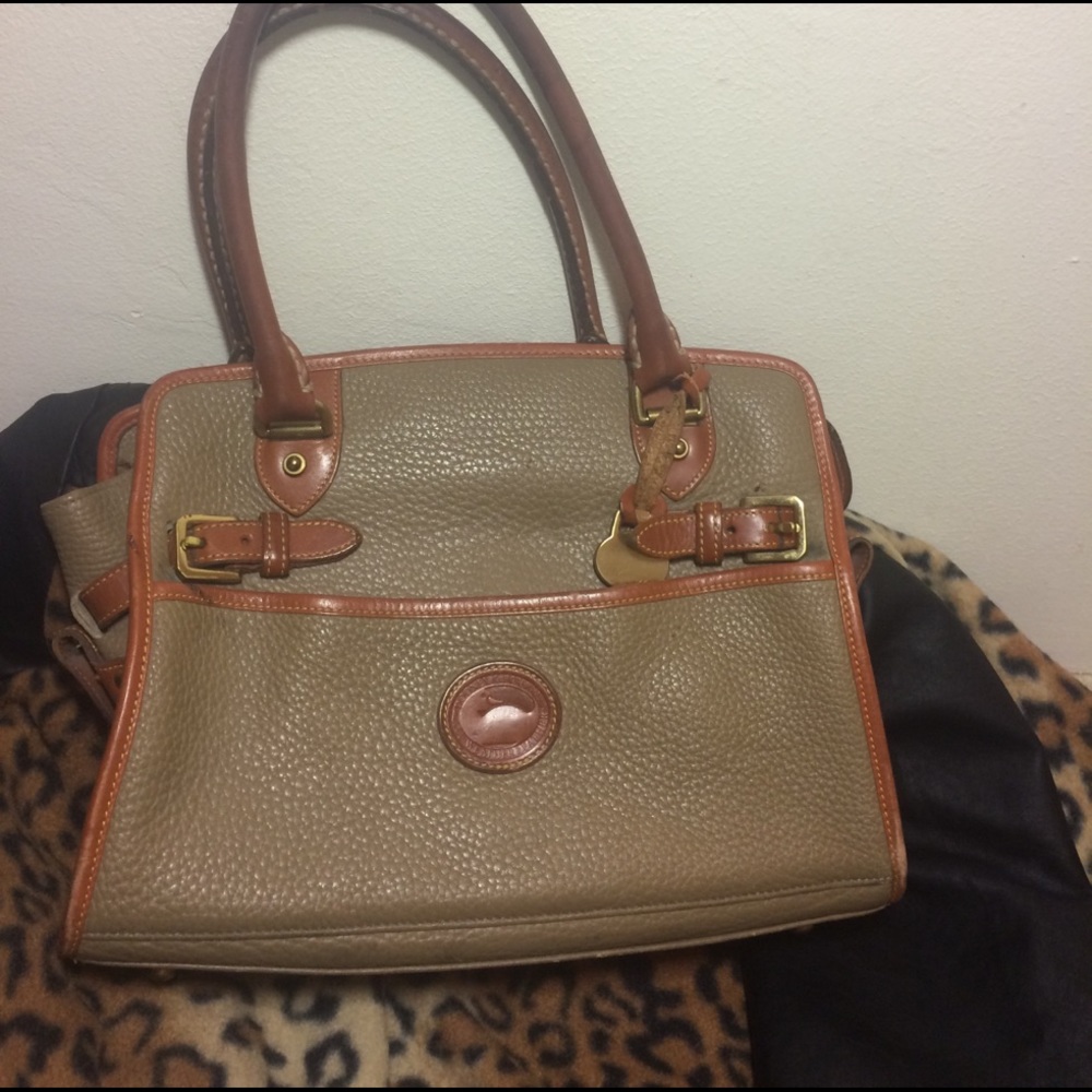 Dooney & Bourke