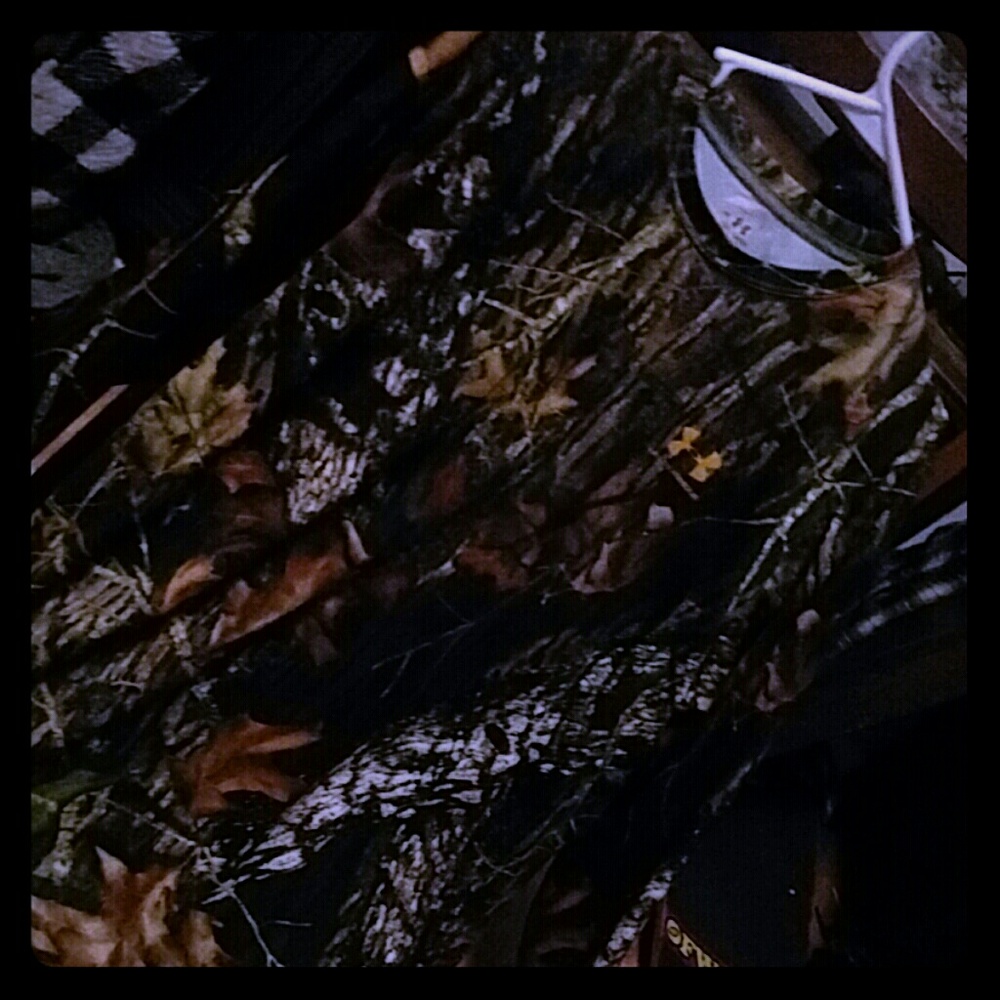 Long sleeve under armour mossy oak heat gear